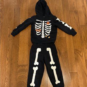 Carter's Halloween Skeleton Hoodie and Sweatpants (Size: 4T)
